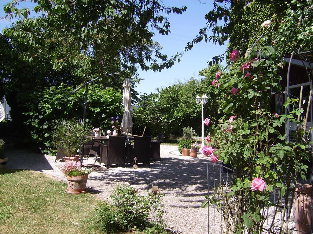 Sonnschied Romantikzimmer Im Antiquariat מראה חיצוני תמונה